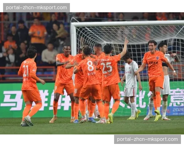 云南玉昆3-1青岛海牛,高原主场优势显现 云南玉昆3-1青岛海牛,高原主场优势显现